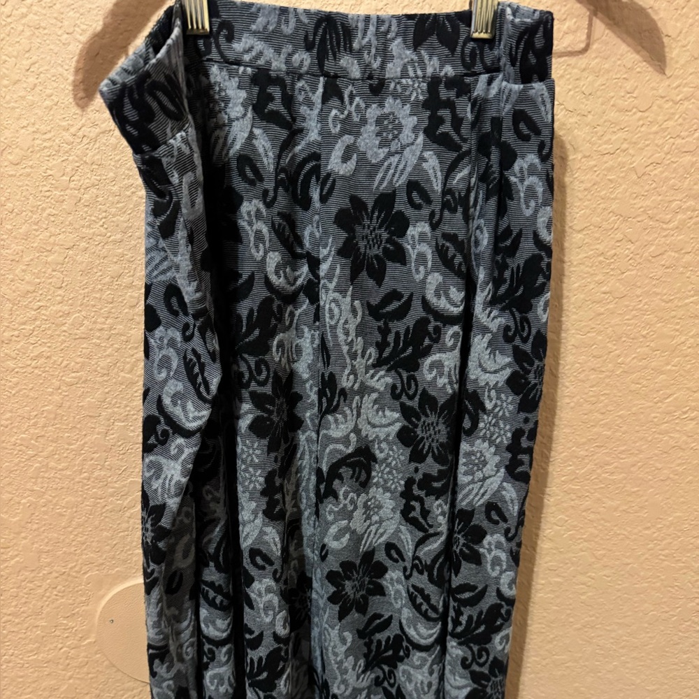 Chico's Black and Gray A-Line Skirt